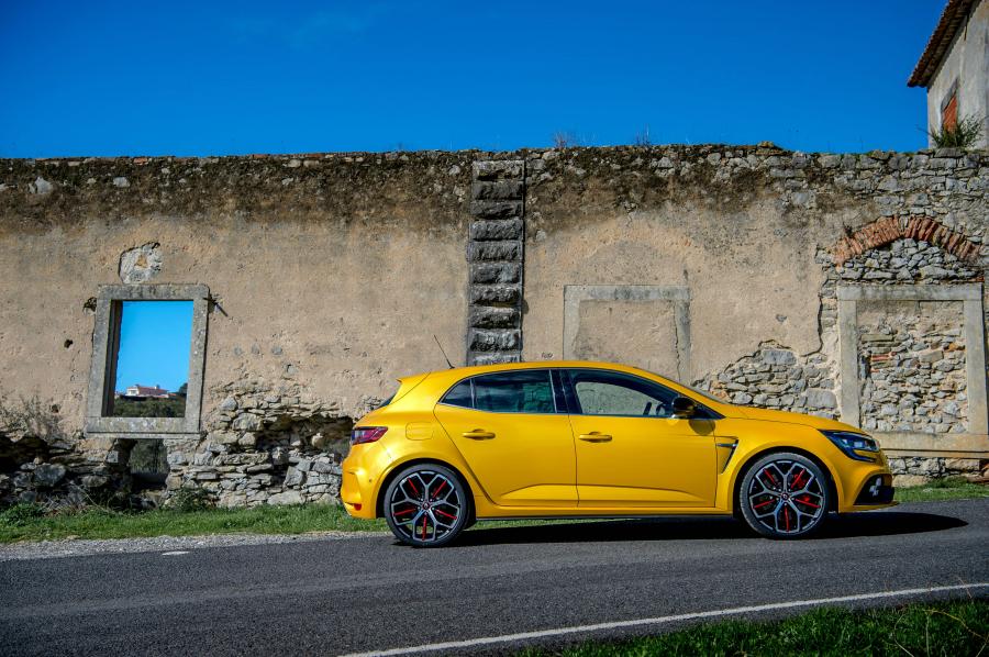  Renault Megane R.S. Trophy 2018 года  (WW) (фото 65 из 65)